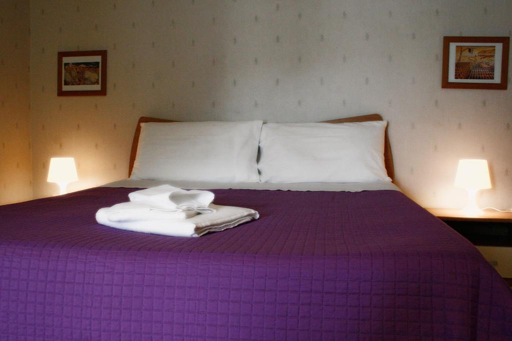 B&B Young Катанія Номер фото